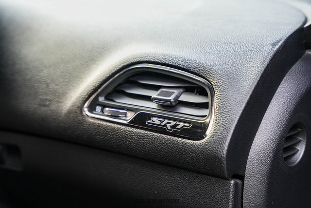 Used 2016 Dodge Challenger SRT Hellcat RWD image 30