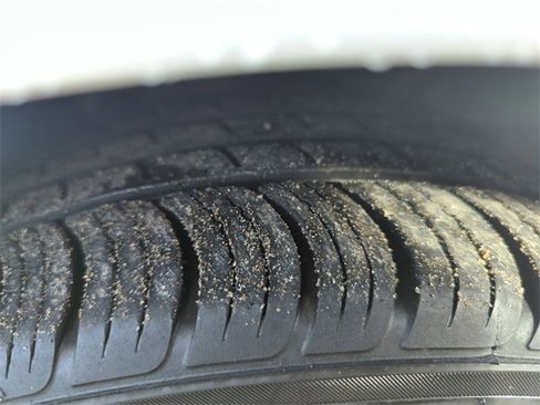 Used 2023 Kia Forte LXS image 29