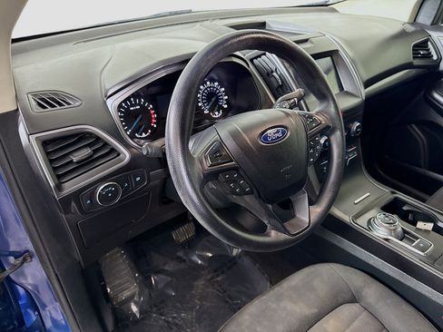 Used 2020 Ford Edge SE image 23