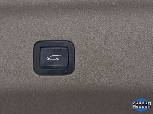 Used 2024 GMC Yukon XL Denali w/ Max Trailering Package image 14