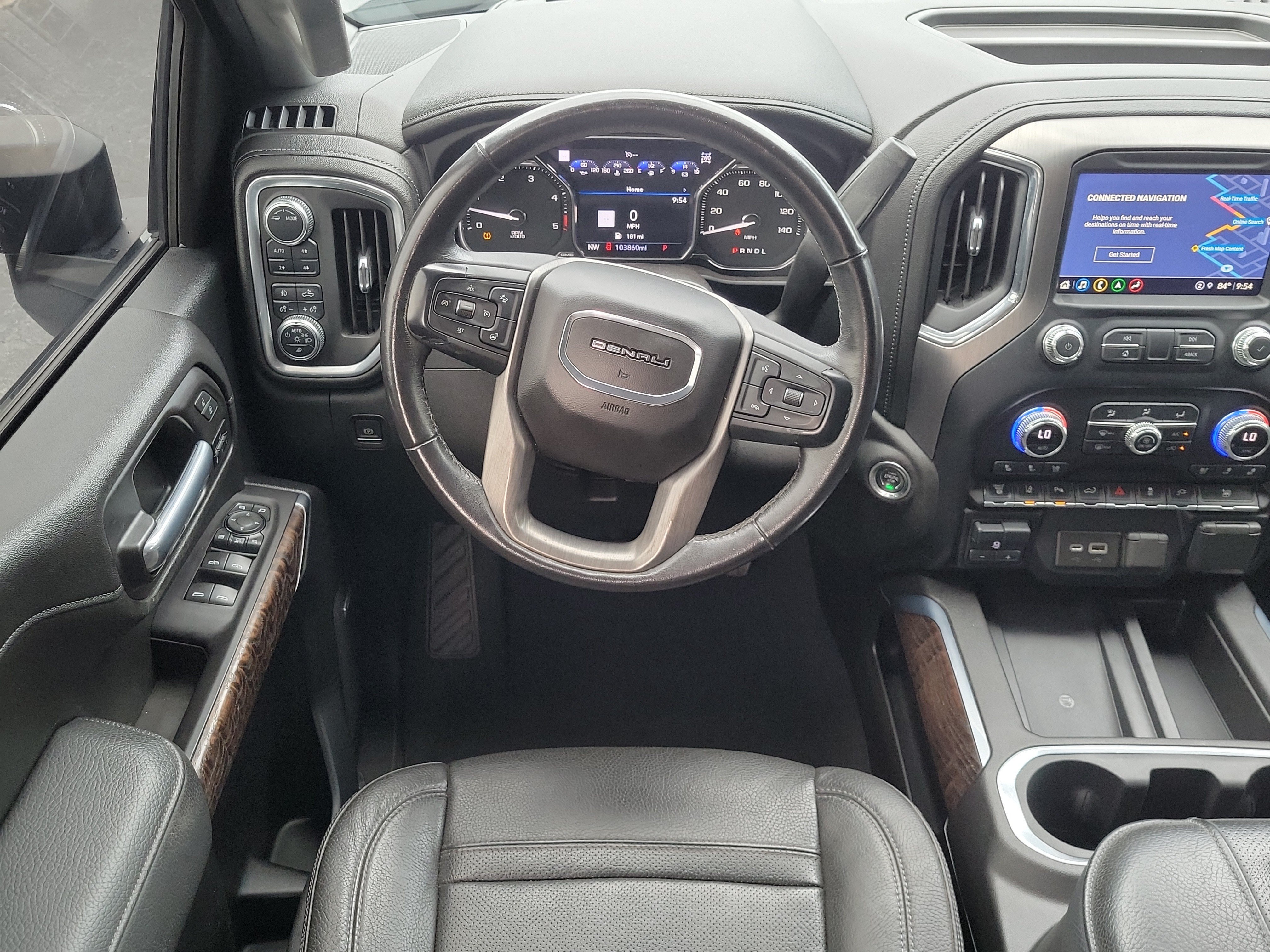 Used 2021 GMC Sierra 3500 Denali w/ Denali Ultimate Package AWD/4WD image 17