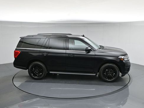 Used 2023 Ford Expedition XLT image 58