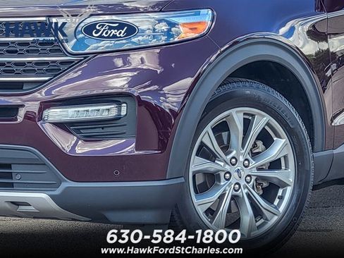 Certified 2023 Ford Explorer XLT w/ Equipment Group 202A AWD/4WD image 3