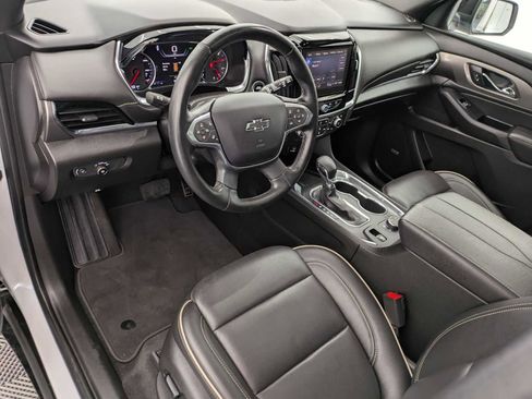 Used 2024 Chevrolet Traverse Premier w/ Redline Edition AWD/4WD image 2