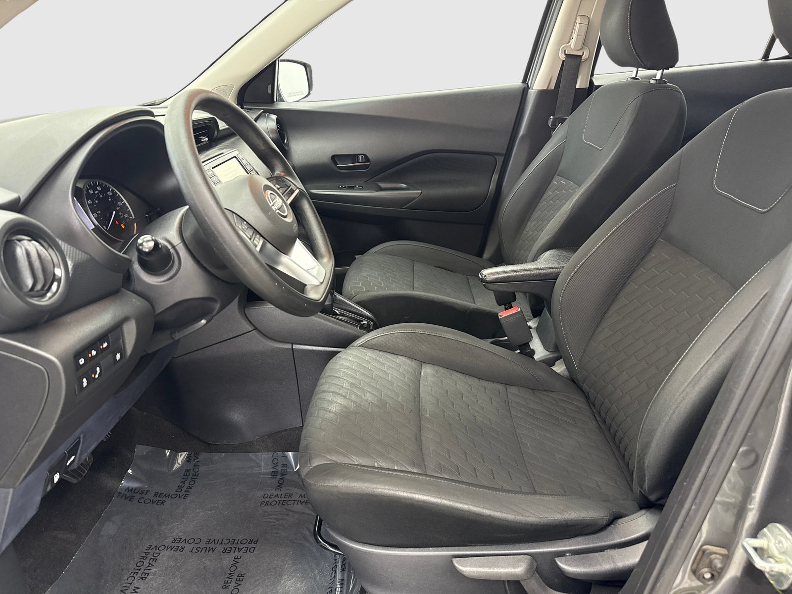 Used 2022 Nissan Kicks S FWD image 17