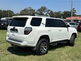 Used 2017 Toyota 4Runner 4WD image 5