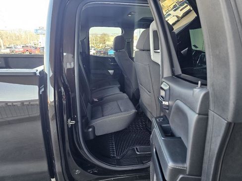 Used 2018 Chevrolet Silverado 1500 LT w/ All Star Edition image 14