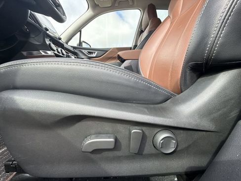 Used 2023 Subaru Forester Touring AWD/4WD image 12