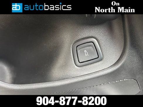 Used 2021 Cadillac CT4 Luxury RWD image 22