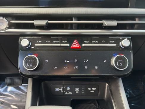 Used 2025 Hyundai Tucson SEL image 14