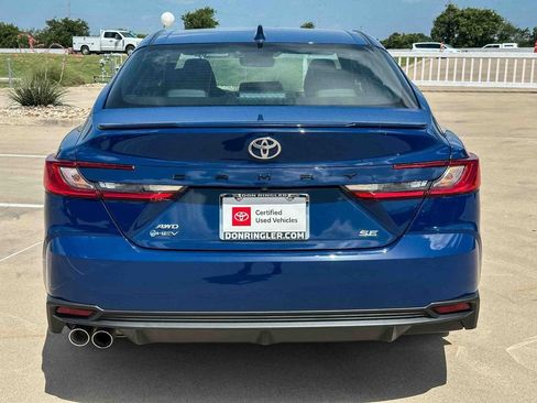 Used 2026 Toyota Camry SE w/ Multimedia Upgrade Package AWD/4WD image 4