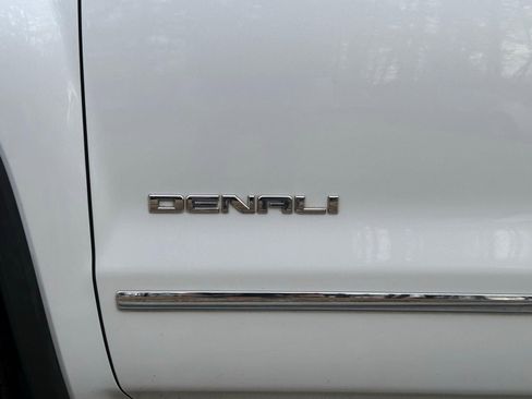 Used 2016 GMC Sierra 1500 Denali w/ Denali Ultimate Package image 19