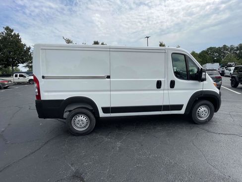 Used 2024 RAM ProMaster 1500 w/ Safety Group FWD image 11