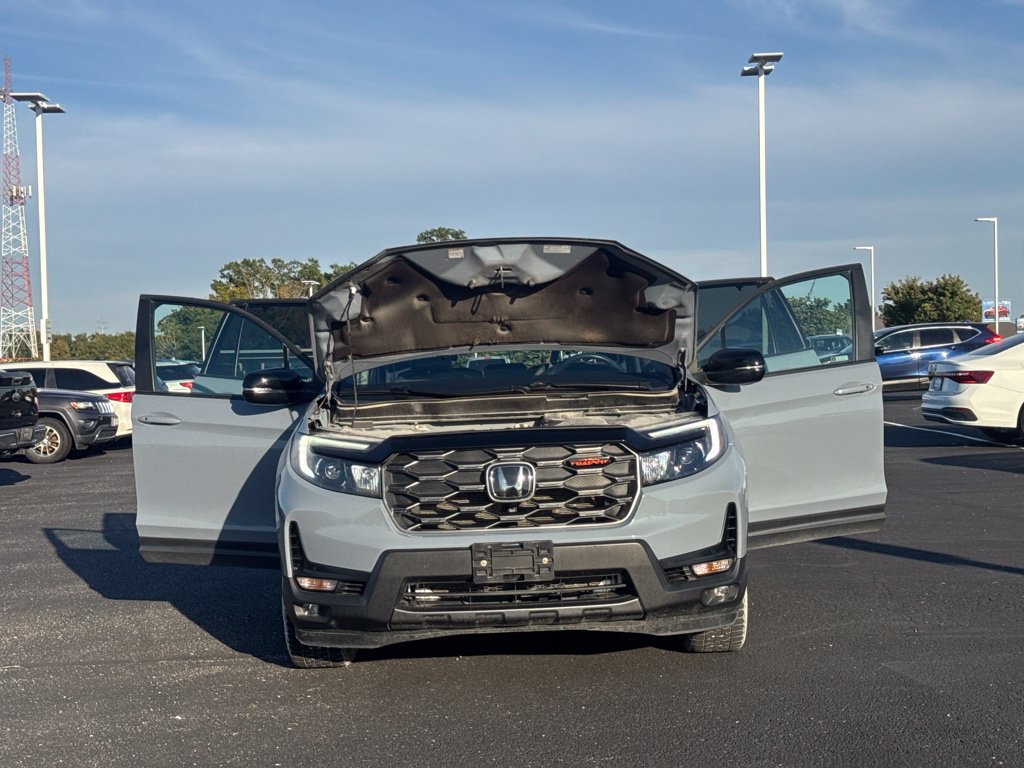 Used 2023 Honda Passport TrailSport image 17