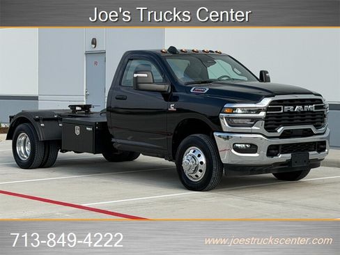Used 2025 RAM 3500 Tradesman RWD image 11