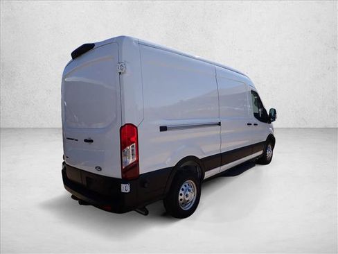 New 2026 Ford Transit 250 148 Medium Roof Extended AWD image 4