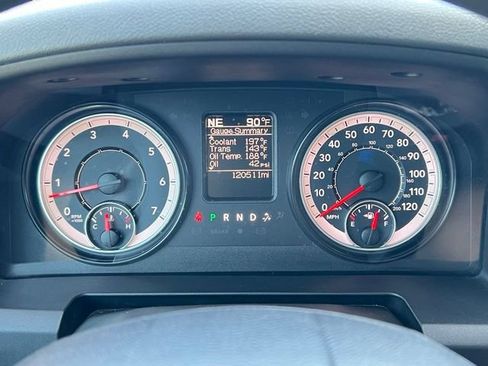 Used 2016 RAM 1500 Express w/ Popular Equipment Group RWD image 28