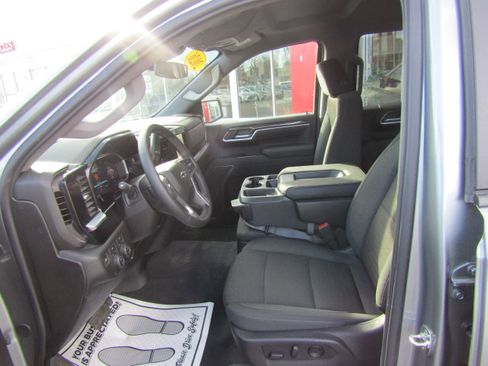 Used 2026 Chevrolet Silverado 1500 RST image 23