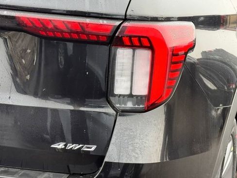 New 2026 Ford Explorer Active w/ Active Comfort Package image 7