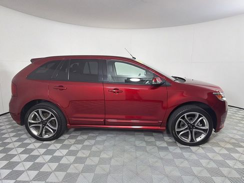 Used 2013 Ford Edge Sport w/ Driver Entry Pkg FWD image 4