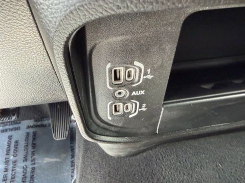Used 2024 RAM 2500 Laramie w/ Safety Group AWD/4WD image 28