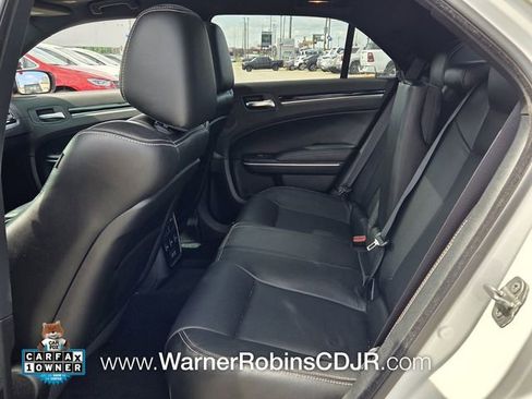 Used 2023 Chrysler 300 S w/ Comfort Group image 6