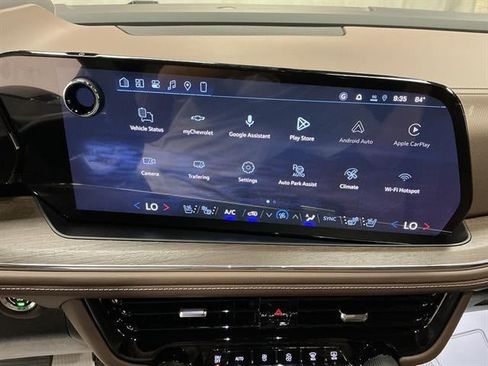New 2026 Chevrolet Tahoe High Country AWD/4WD image 14