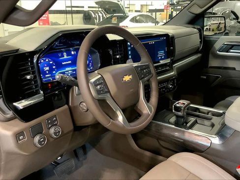 Used 2023 Chevrolet Silverado 1500 LTZ w/ LTZ Convenience Package II image 15