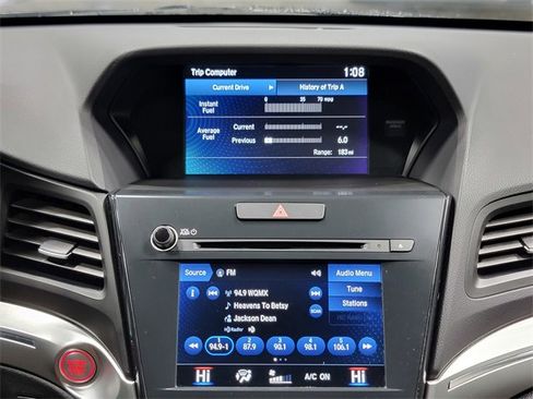 Used 2020 Acura ILX w/ Premium Package image 18