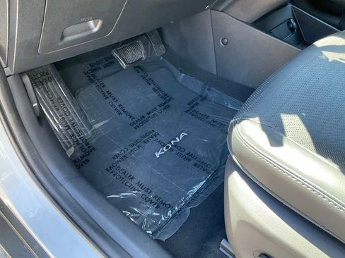 Used 2019 Hyundai Kona Ultimate image 19