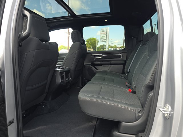 Used 2025 RAM 1500 Big Horn AWD/4WD image 29