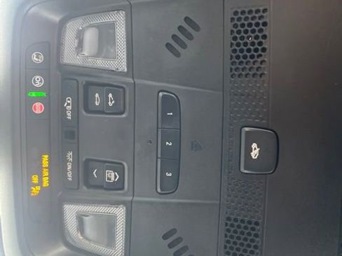 Used 2024 Cadillac XT6 Premium Luxury w/ LPO, Floor Liner Package FWD image 20