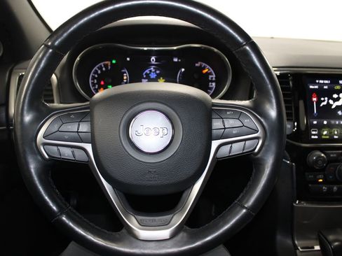 Used 2021 Jeep Grand Cherokee Limited w/ Trailer Tow Group IV image 36