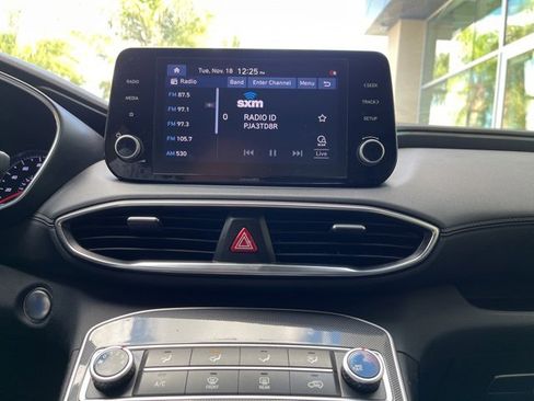 Certified 2021 Hyundai Santa Fe SEL image 10