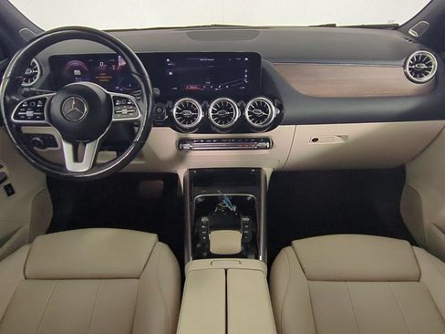 Used 2023 Mercedes-Benz GLA 250 4MATIC image 18