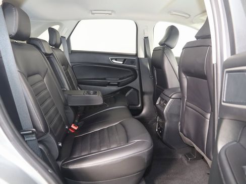 Used 2024 Ford Edge SEL w/ Convenience Package image 12