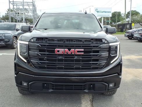 Used 2024 GMC Sierra 1500 Elevation AWD/4WD image 2