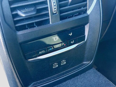 Used 2025 BMW i4 eDrive40 w/ Premium Package image 21