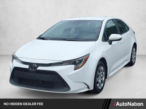 Used 2022 Toyota Corolla LE FWD image 1