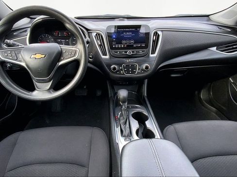 Used 2023 Chevrolet Malibu LT image 7