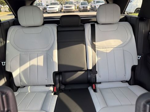 New 2026 Land Rover Range Rover Sport Dynamic SE image 28