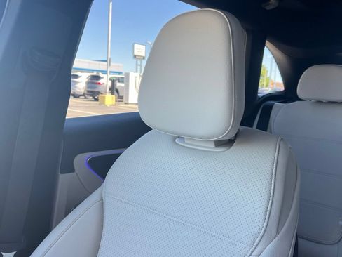 New 2026 Mercedes-Benz GLC 300 4MATIC image 23