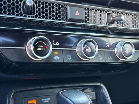 Used 2024 Honda Civic Sport image 18