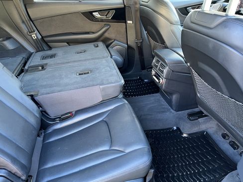 Used 2017 Audi Q7 3.0T Prestige w/ Prestige Package image 24