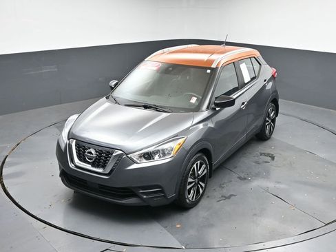 Used 2020 Nissan Kicks SV image 35