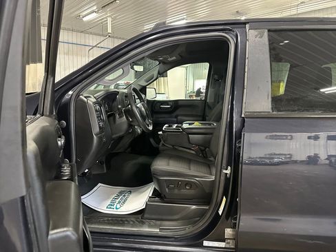 Used 2022 Chevrolet Silverado 1500 Custom image 10