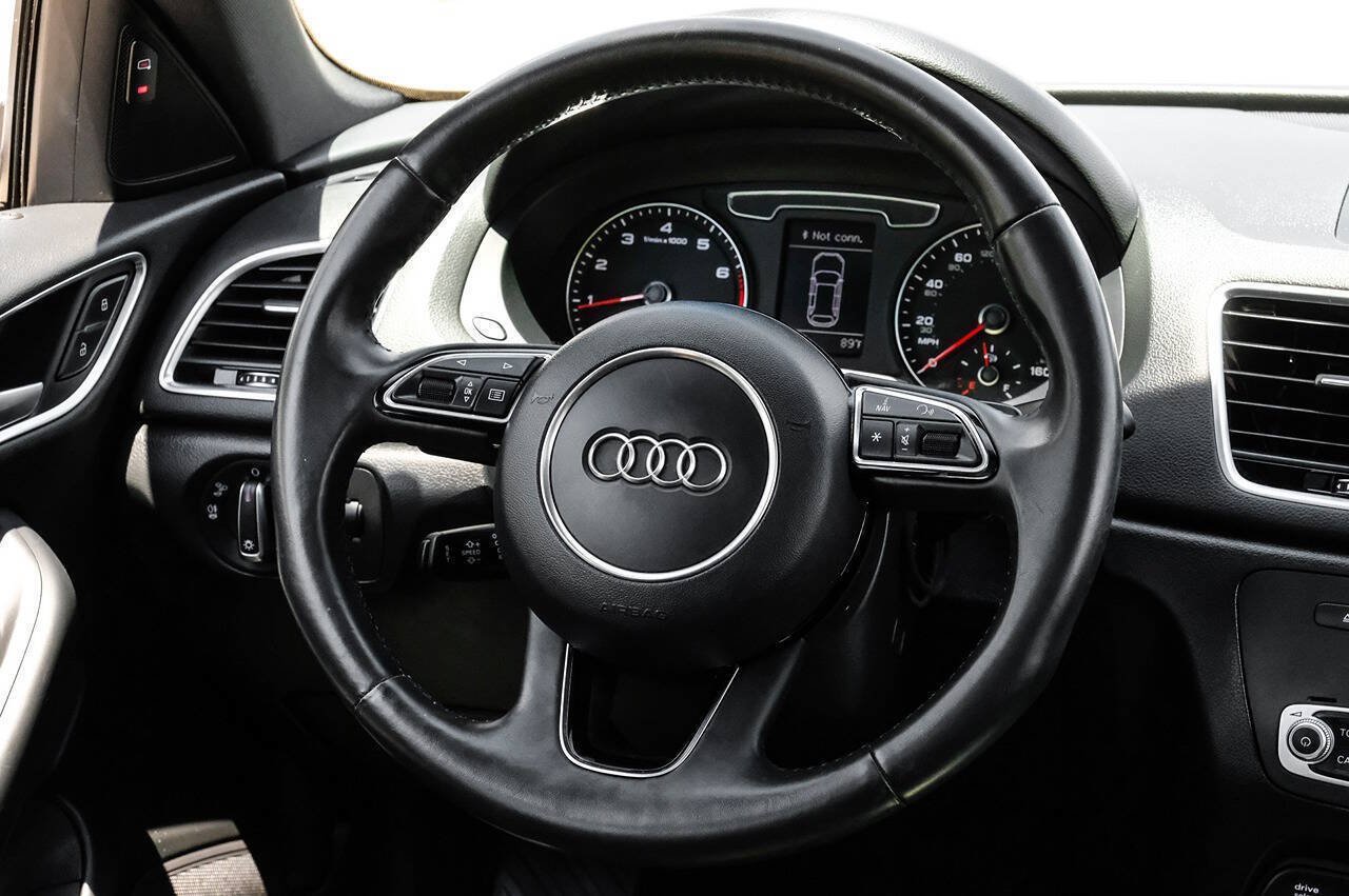 Used 2018 Audi Q3 2.0T Premium Plus w/ Premium Plus Package FWD image 20