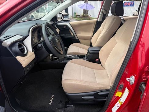 Used 2013 Toyota RAV4 XLE FWD image 14