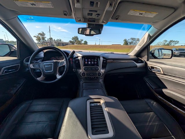Used 2016 GMC Yukon XL Denali w/ Open Road Package AWD/4WD image 12