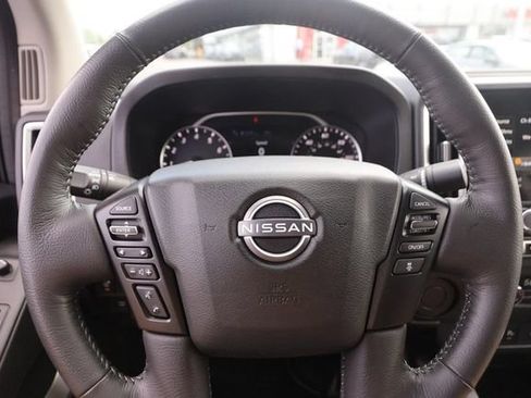 Certified 2025 Nissan Frontier SV w/ SV Convenience Package RWD image 10